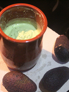Una foto de Mayonesa de aguacate