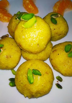 A picture of Santare ke Laddoo / Orange Laddoo.