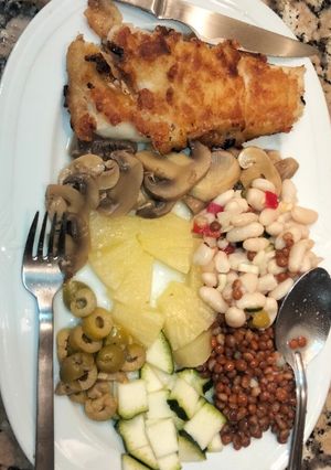Una foto de Merluza crujiente de aprovechamiento