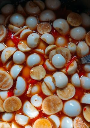 Hình của món Cà pháo ngâm gia vị.