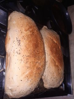Una foto de Pan casero tamaño grande
