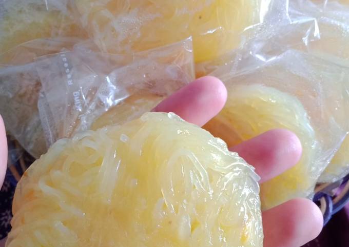 Anti Ribet, Memasak Putu bihun nanas Anti Gagal