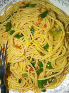 A picture of Spaghetti jollof.