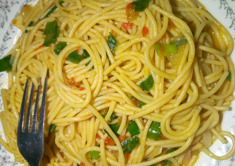 How to Make Quick Spaghetti jollof