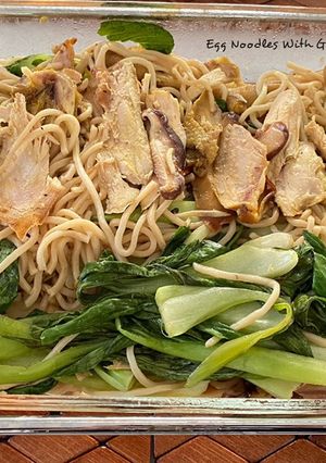 A picture of Egg Noodles With Grilled Chicken.