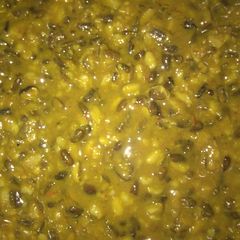 A picture of Black Urad dal.