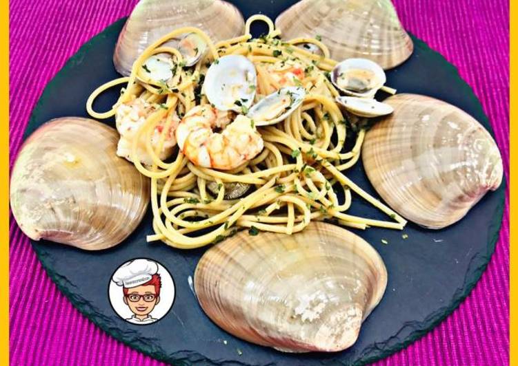 Espaguetis con gambas y almejas bajos en calorías