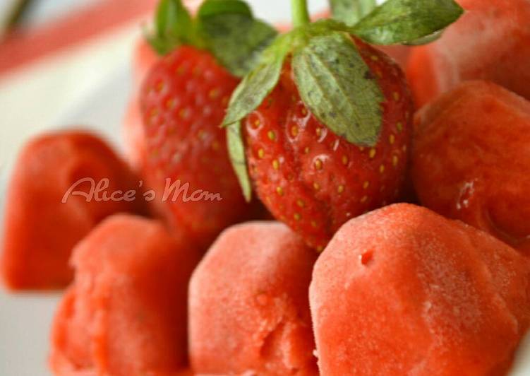 Bagaimana Membuat Strawberry ice yogurt yang Bikin Ngiler