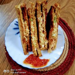 A picture of Yogurt Veg Toasted Sandwich.