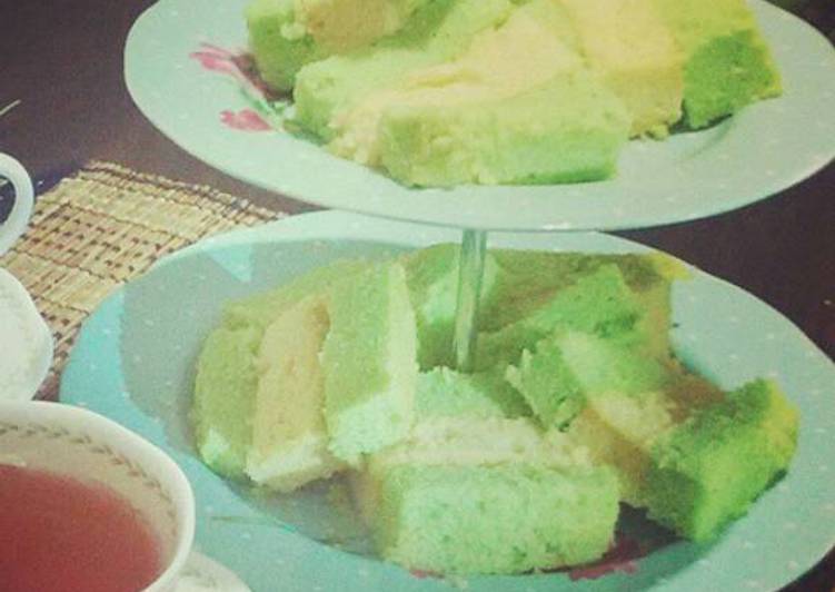 Resep Lapis Bolu Pandan Vanilla Kukus yang Enak