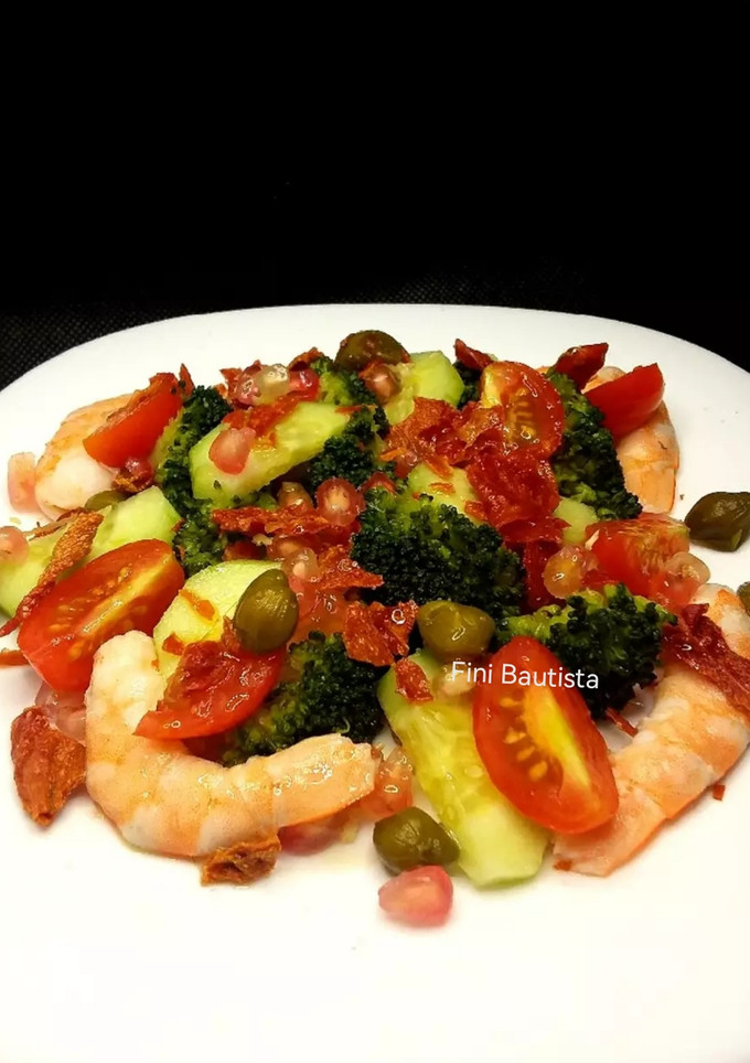 Una foto de Ensalada de brócoli Granada y jamón serrano