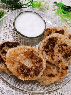 आलू टिक्की (aloo tikki recipe in marathi) रेसिपी चे मुख्य फोटो