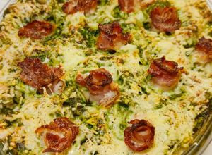 Una foto de Pasta con crema de espinacas y bacon