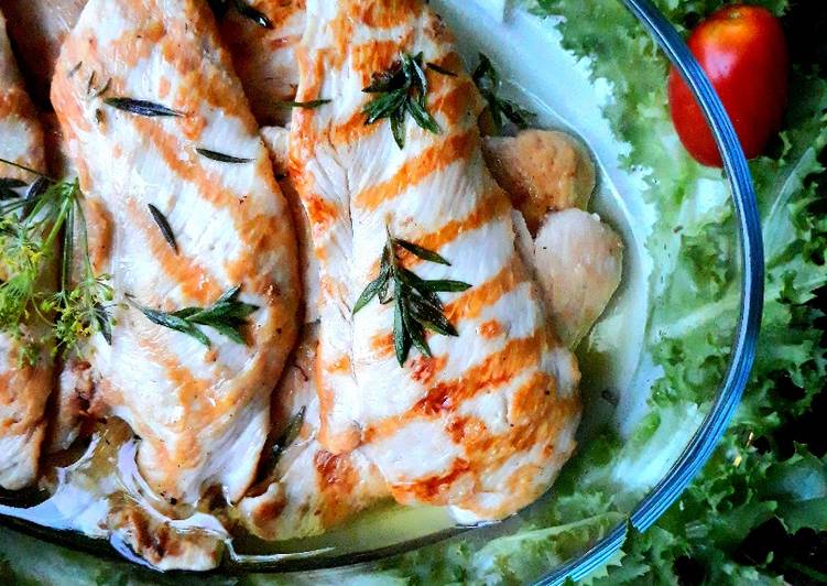 Recetta di Qualsiasi sera della settimana Fettine di tacchino in olio e limone