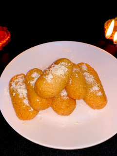 சோம் சோம் (Chom chom recipe in tamil) செய்முறை முக்கிய புகைப்படம்