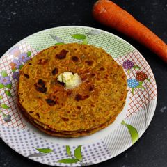 A picture of Carrot Paratha.