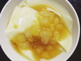 Sữa đậu nành và đậu hũ nước đường lá dứa trân châu