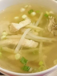 榨菜肉絲湯 的食譜成品照片