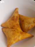 Bomb💣 Chicken Samosas
