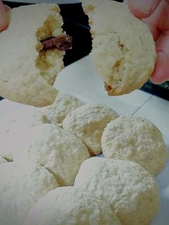 Una foto de Galletas de avena rellenas de chocolate