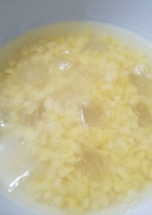 A picture of Chiu Chow Split Mung Beans QQ Dessert 潮州清心丸糖水.