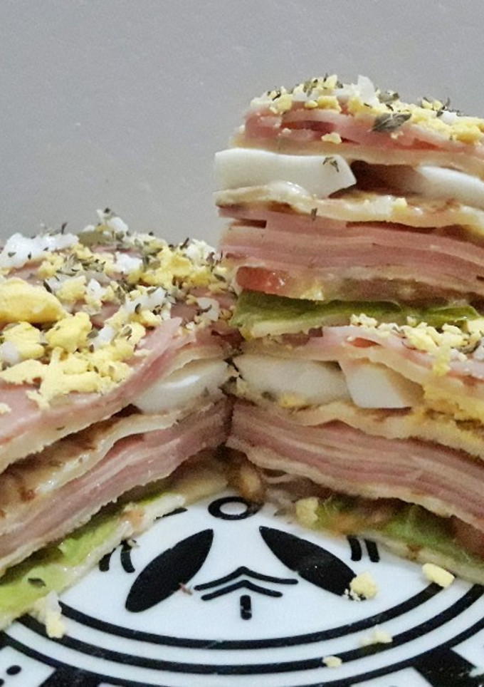 Una foto de Mini torre de panqueques súper fácil y económica
