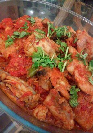 A picture of Chicken Karachi simple Roti.