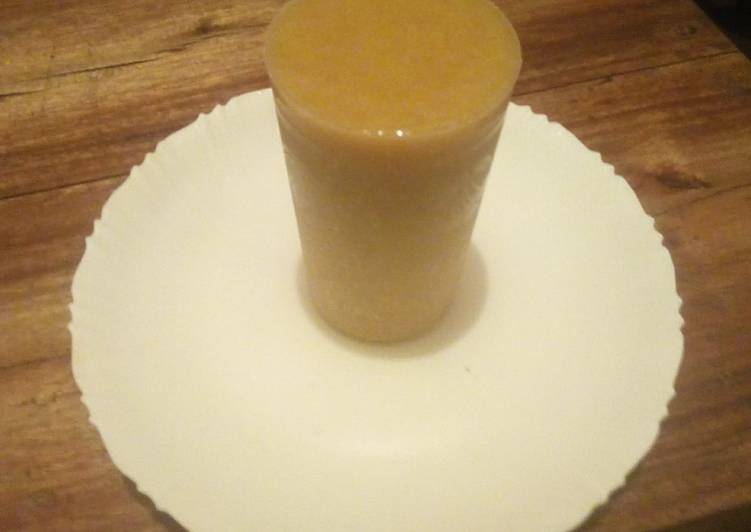 Recipe of Quick Mango-banana Smoothie #festive contest @kakamega