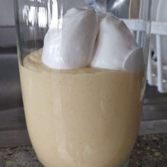 Mango mousse A picture of Mango mousse.