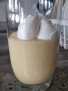 A picture of Mango mousse.