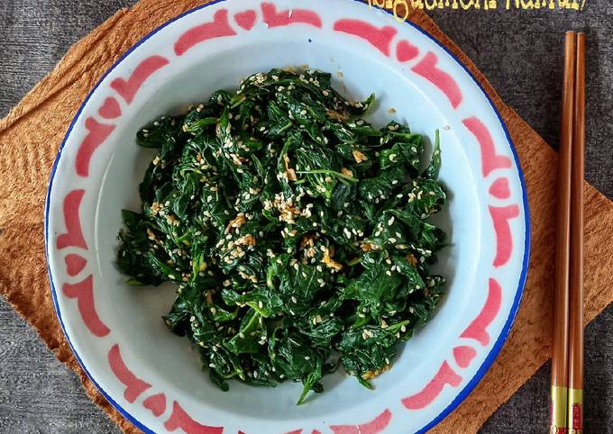 Resep Salad Bayam Korea (Siguemchi Namul), Enak Banget