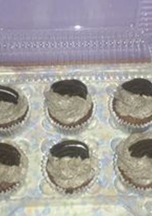 Una foto de Cupcakes de oreo con buttercream de oreo