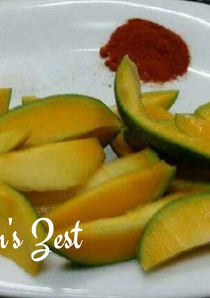A picture of Khatta Meetha Aam.