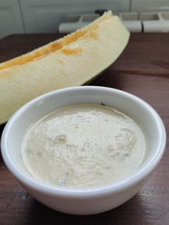 Una foto de Gazpacho dulce de melón