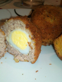 Una foto de Croquetas de carne con huevo