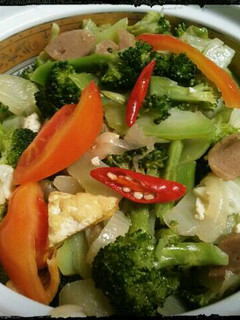 Foto resep Tumis brokoli tahu baso