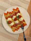 Crepas dulces de crema de queso y fresas