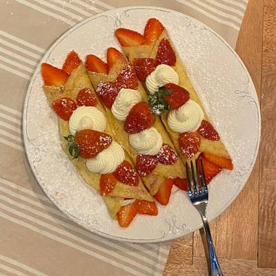 Crepas dulces de crema de queso y fresas Receta de poramoralhambre- Cookpad