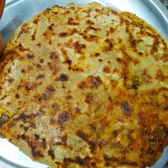 A picture of Aloo or seam ka paratha.