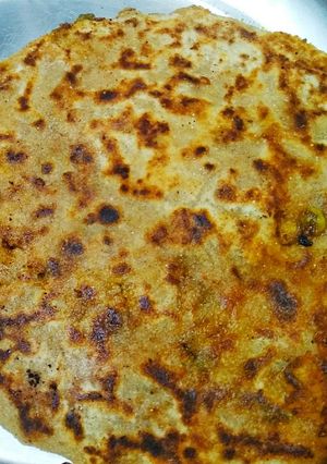 A picture of Aloo or seam ka paratha.