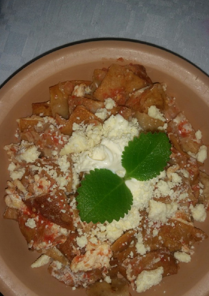 Una foto de Chilaquiles rojos
