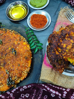રવા હાંડવો (Rava Handvo Recipe In Gujarati) રેસીપી મુખ્ય ફોટો
