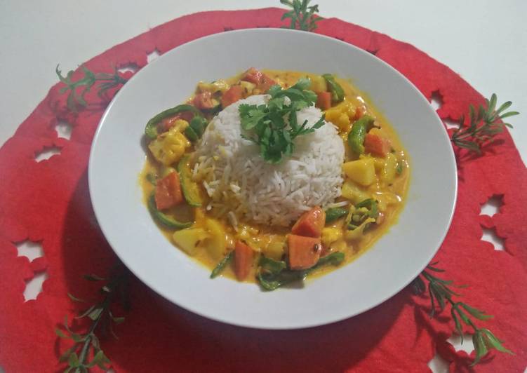 Steps to Make Any-night-of-the-week Vegetable Coconut Curry