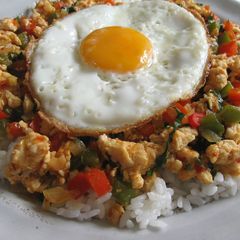 A picture of Thai Inspired Chicken & Basil Soboro Don.