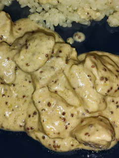 Una foto de Pollo a la mostaza