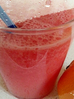Una foto de Batido de sandía refrescante