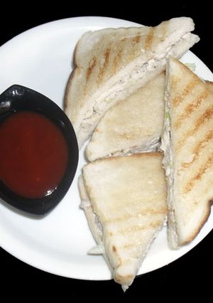 A picture of Chicken Mayo Sandwich.
