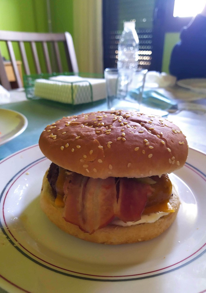 Una foto de Hamburguesa clásica