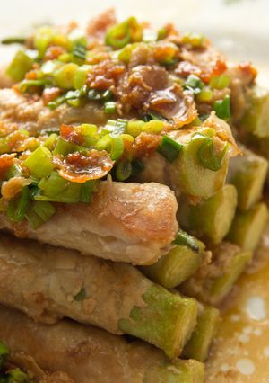 人妻的廚房--秋葵燒肉捲 的食譜成品照片