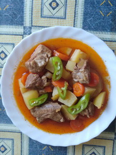 1494. Gulyás leves oldalából ! recept fotója